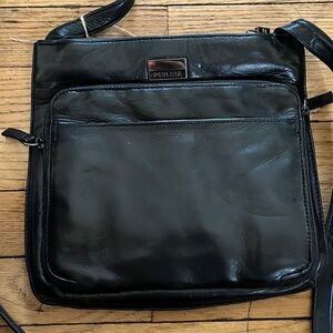 Perlina Vintage Black Genuine Leather Purse